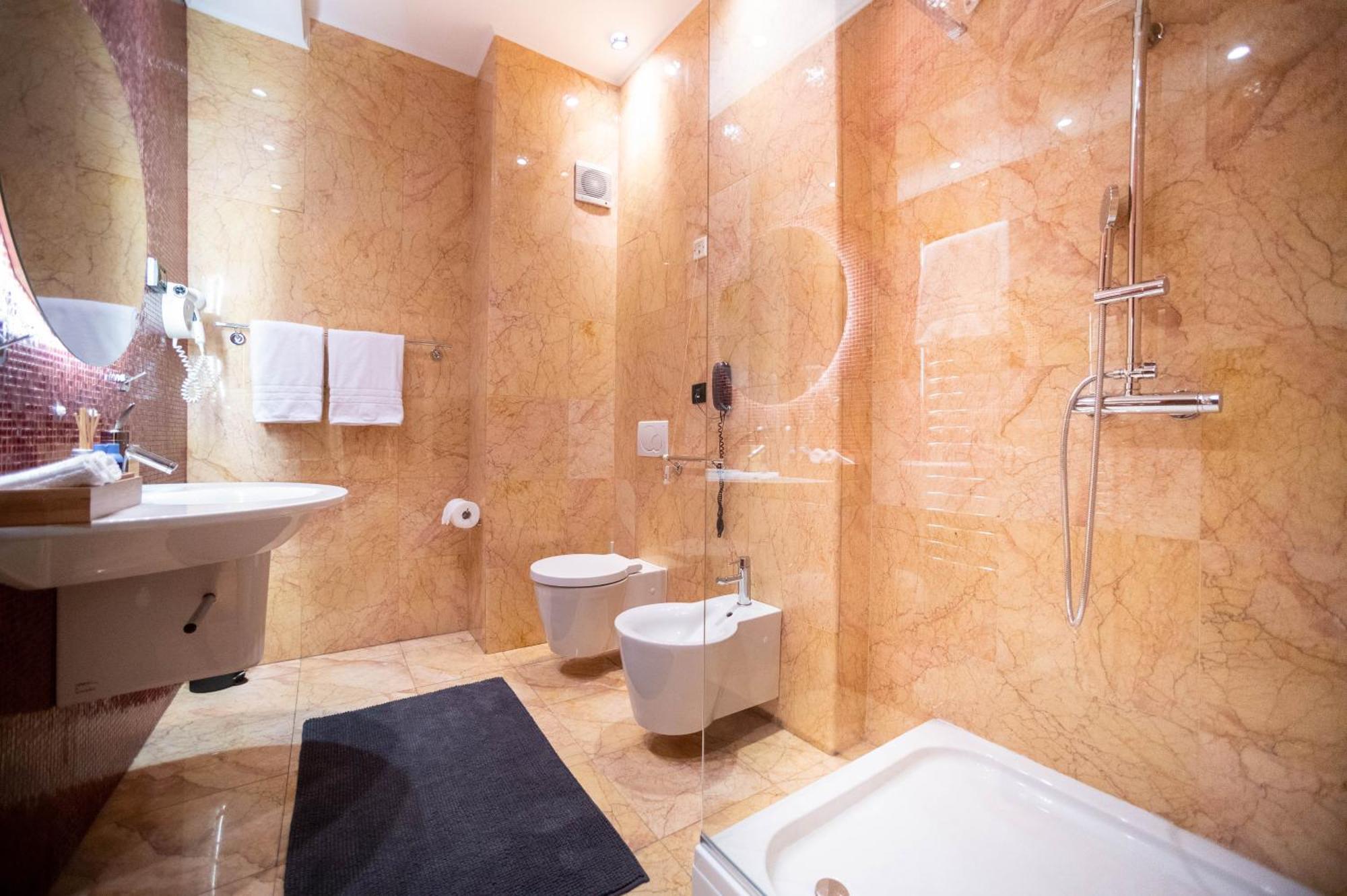 Natali Luxury Suites- Mini Rooms Beograd Ngoại thất bức ảnh